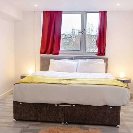 2 Bed With Free Parking Apartment London Bagian luar foto