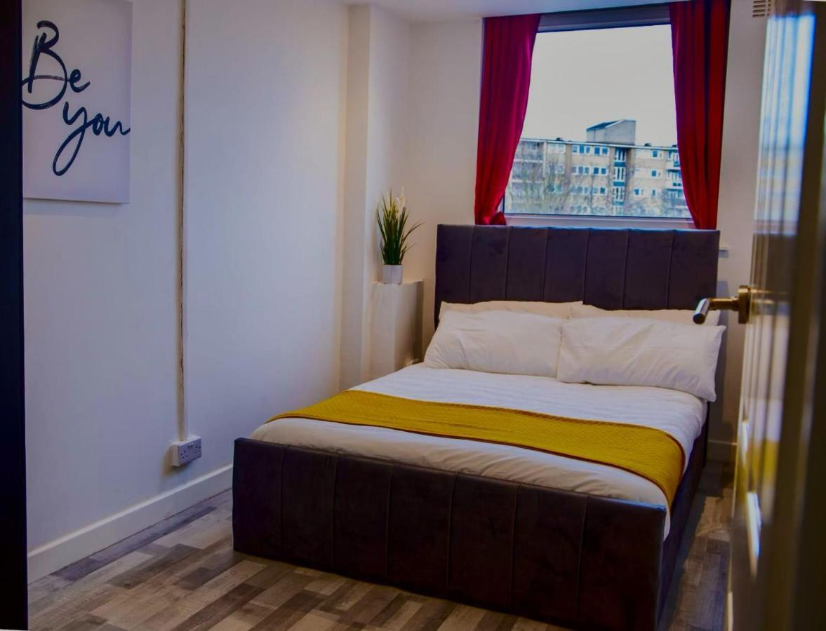 2 Bed With Free Parking Apartment London Bagian luar foto